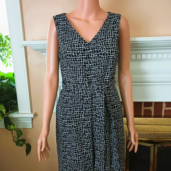 Calvin Klein Black White Jumpsuits 6 Animal Print Sleeveless V-Neck Side Pockets - Picture 2 of 8